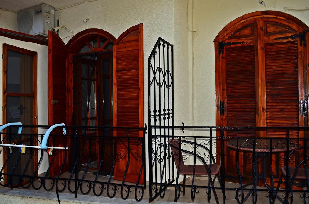 Amversa'S Rooms Skála Marión エクステリア 写真